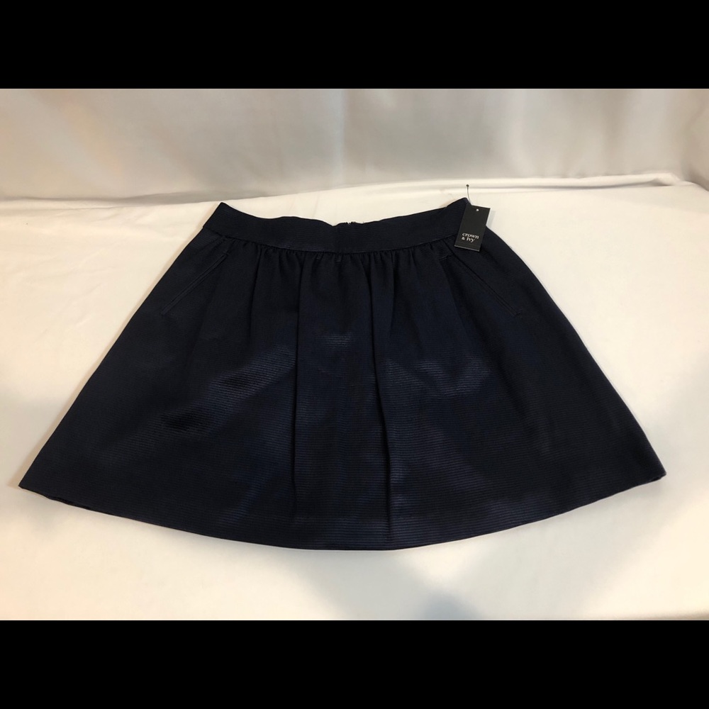NEW Crown & Ivy Navy Skirt Size 10